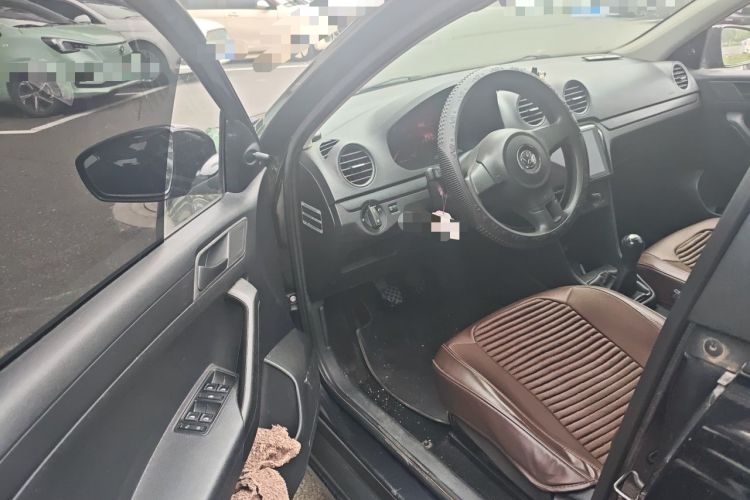 Used Volkswagen Jetta 2013 1.6L Manual Fashion Edition Driver Seat