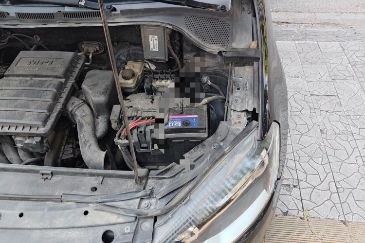 Used Volkswagen Jetta 2013 1.4L Manual Comfort Model Engine Bay Left