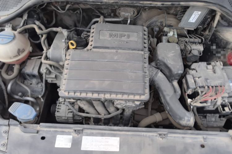 Used Volkswagen Jetta 2013 1.4L Manual Fashion Model Engine Bay