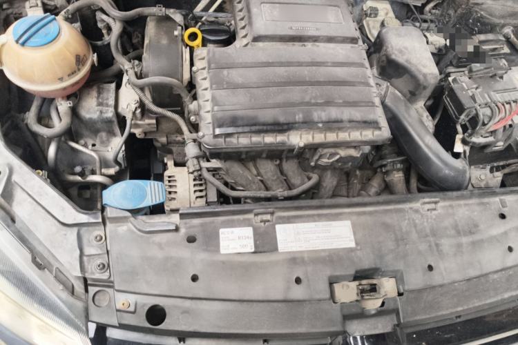 Used Volkswagen Jetta 2013 1.6L Automatic Fashion Model Engine Bay