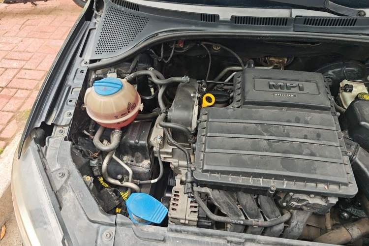 Used Volkswagen Jetta 2013 1.6L Manual Comfort Model Engine Bay Right