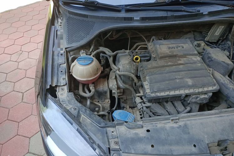Used Volkswagen Jetta 2013 1.6L Manual Comfort Model Engine Bay Right