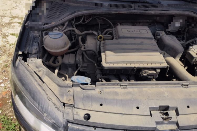 Used Volkswagen Jetta 2013 1.6L Automatic Comfort Model Engine Bay Right