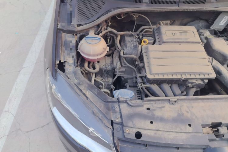 Used Volkswagen Jetta 2013 1.6L Manual Comfort Model Engine Bay Right
