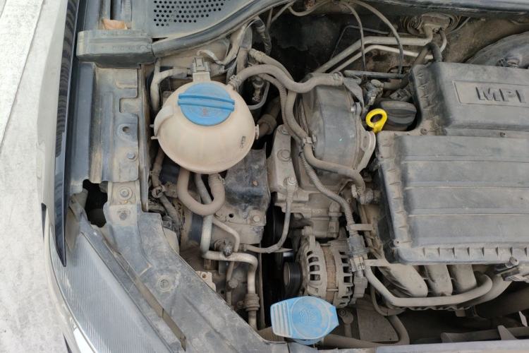 Used Volkswagen Jetta 2013 1.6L Manual Fashion Edition Engine Bay Right