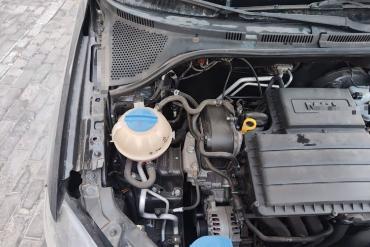 Used Volkswagen Jetta 2013 1.6L Manual Comfort Model Engine Bay Right
