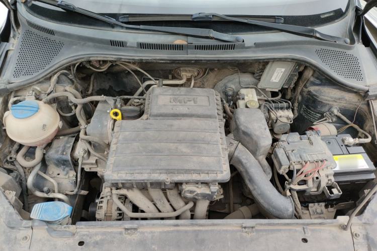Used Volkswagen Jetta 2013 1.6L Manual Fashion Edition Engine Bay