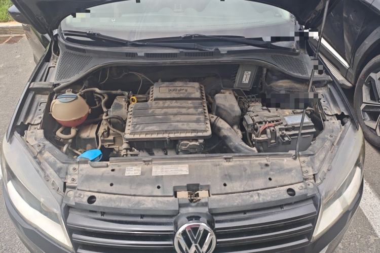 Used Volkswagen Jetta 2013 1.6L Manual Fashion Edition Engine Bay