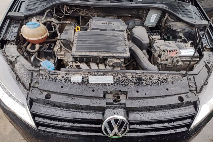 Used Volkswagen Jetta 2013 1.6L Manual Fashion Edition Engine Bay