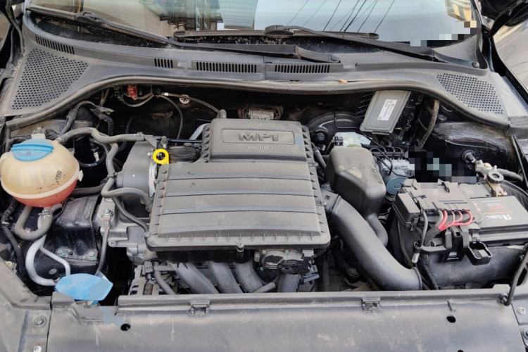 Used Volkswagen Jetta 2013 1.6L Manual Comfort Model Engine Bay