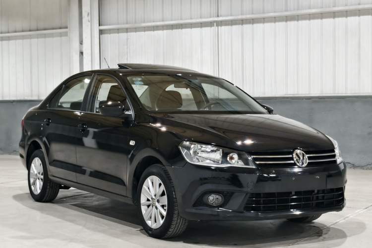 Used Volkswagen Jetta 2013 1.6L Automatic Comfort Model Exterior 3