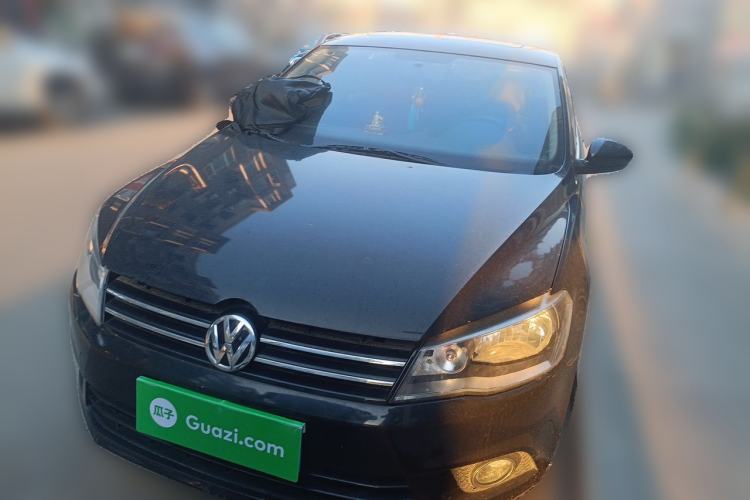 Used Volkswagen Jetta 2013 1.6L Automatic Luxury Model Front