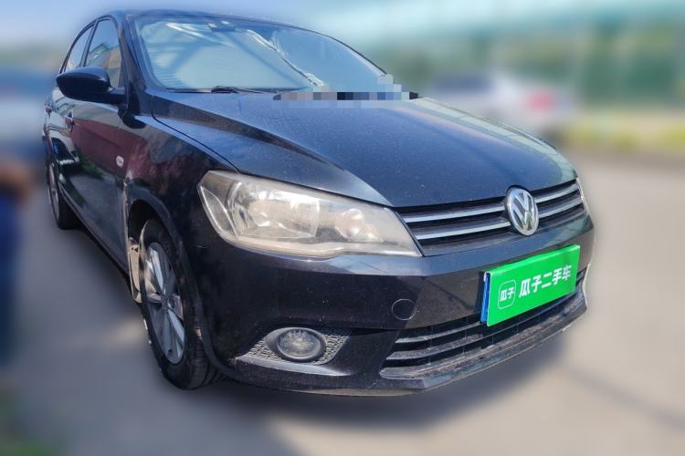 Used Volkswagen Jetta 2013 1.6L Manual Comfort Model Front Right 45 Deg