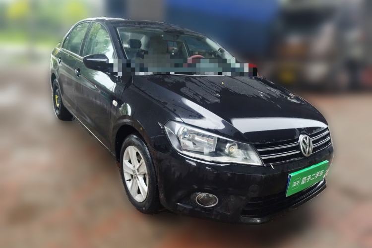 Used Volkswagen Jetta 2013 1.6L Automatic Luxury Model Front Right 45 Deg