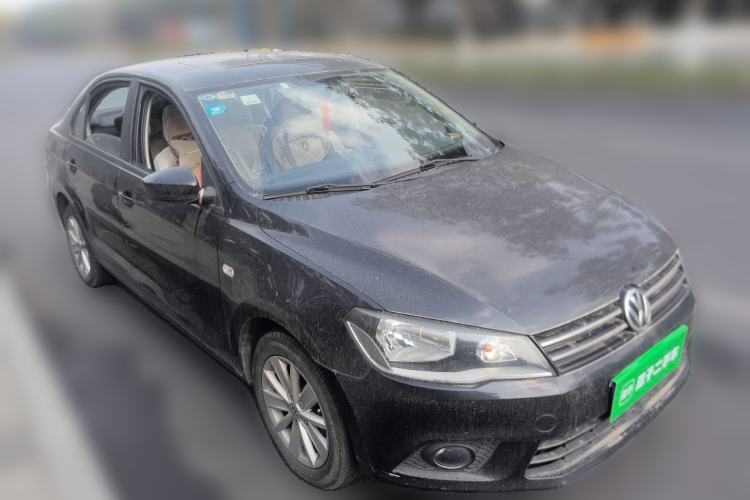 Used Volkswagen Jetta 2013 1.6L Manual Comfort Model Front Right 45 Deg