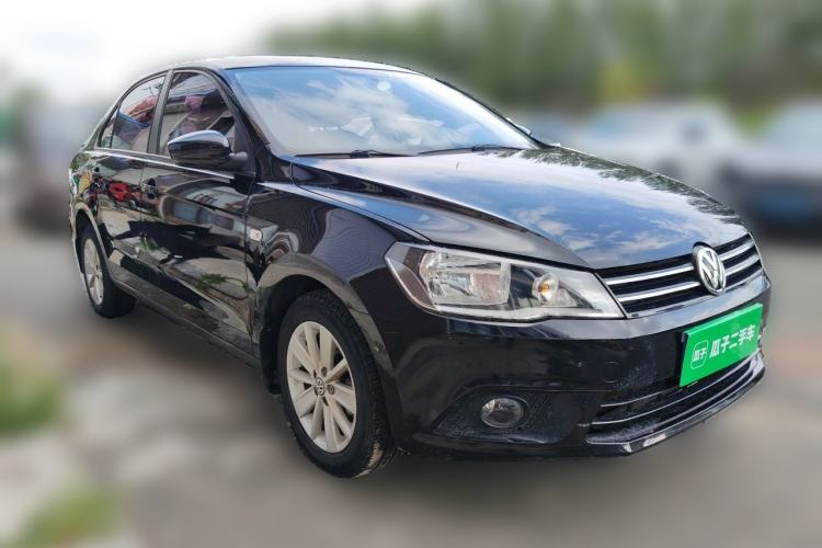 Used Volkswagen Jetta 2013 1.4L Manual Comfort Model Front Right 45 Deg