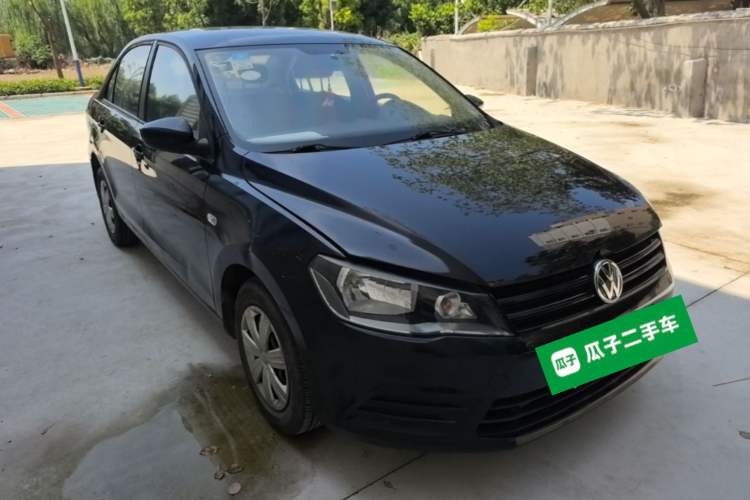 Used Volkswagen Jetta 2013 1.4L Manual Fashion Model Front Right 45 Deg