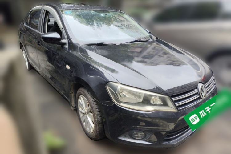 Used Volkswagen Jetta 2013 1.6L Manual Comfort Model Front Right 45 Deg