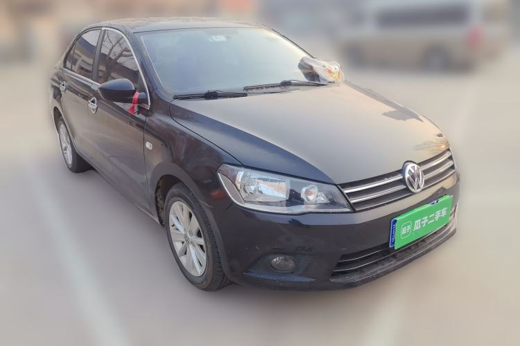 Used Volkswagen Jetta 2013 1.6L Manual Comfort Model Front Right 45 Deg