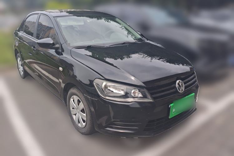 Used Volkswagen Jetta 2013 1.6L Manual Fashion Edition Front Right 45 Deg