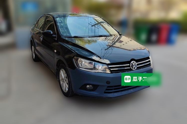 Used Volkswagen Jetta 2013 1.6L Manual Comfort Model Front Right 45 Deg