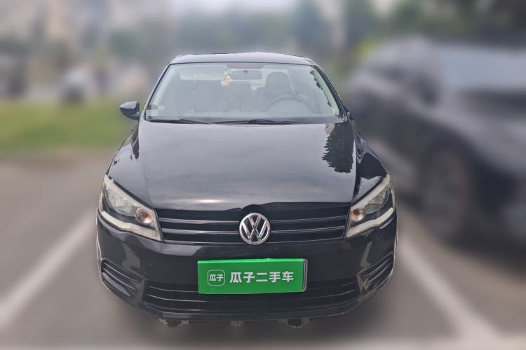 Used Volkswagen Jetta 2013 1.6L Manual Fashion Edition Front