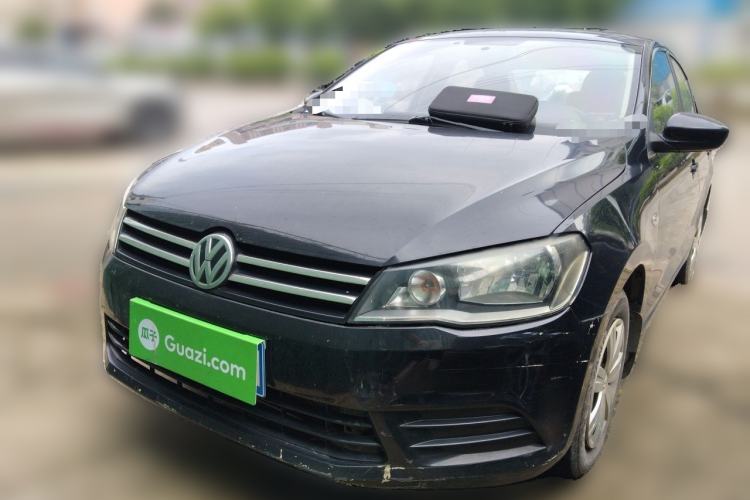 Used Volkswagen Jetta 2013 1.6L Manual Fashion Edition Front