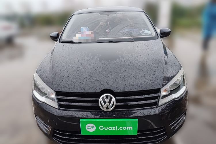 Used Volkswagen Jetta 2013 1.6L Manual Fashion Edition Front