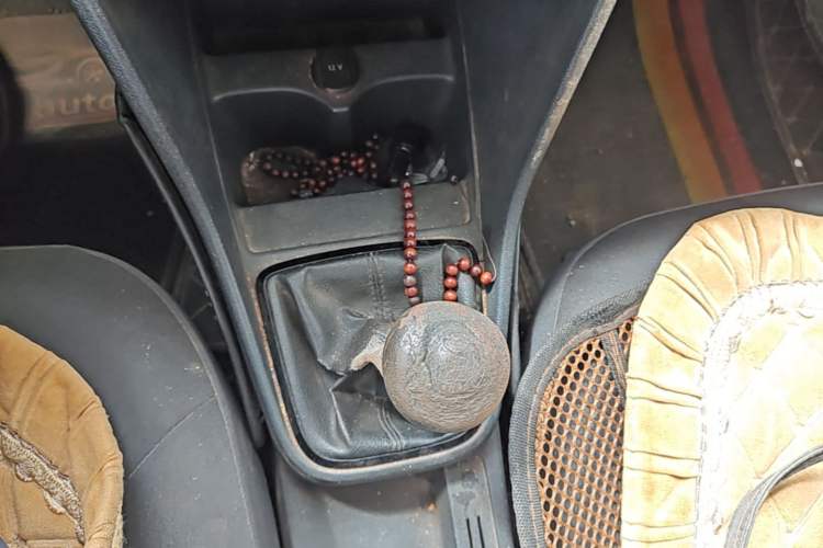 Used Volkswagen Jetta 2013 1.4L Manual Fashion Model Gear Lever