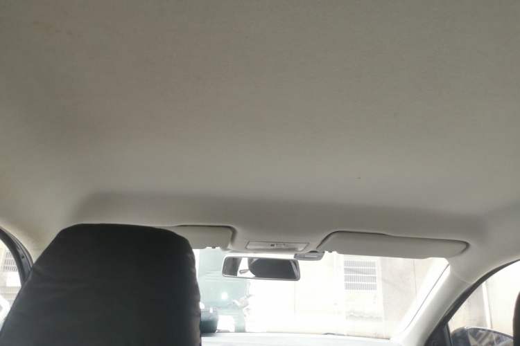 Used Volkswagen Jetta 2013 1.6L Manual Fashion Edition Headliner
