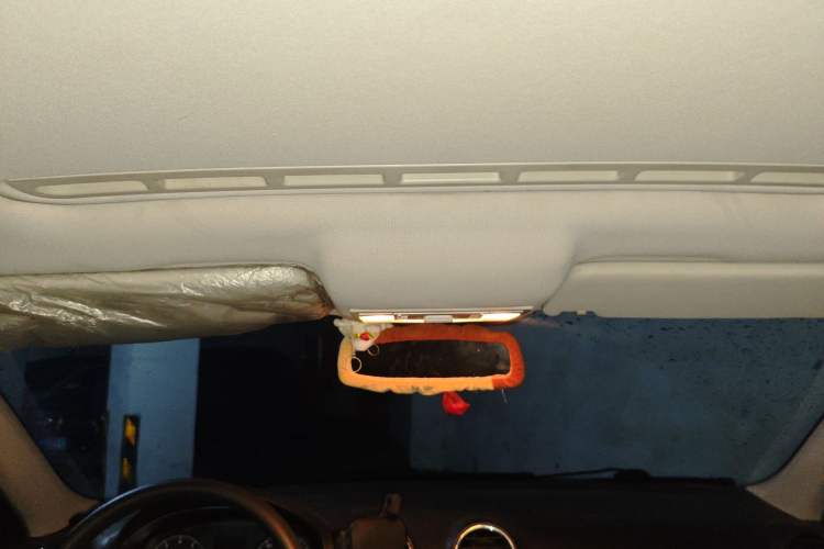 Used Volkswagen Jetta 2013 1.6L Automatic Comfort Model Headliner