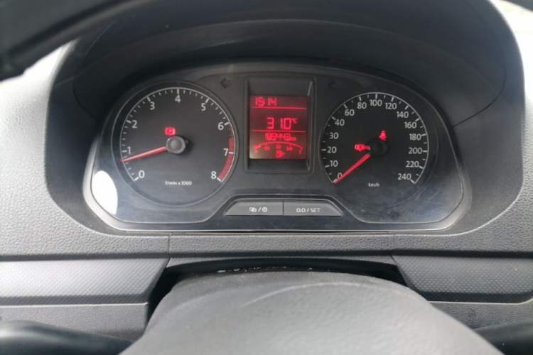 Used Volkswagen Jetta 2013 1.6L Manual Fashion Edition Instrument Cluster