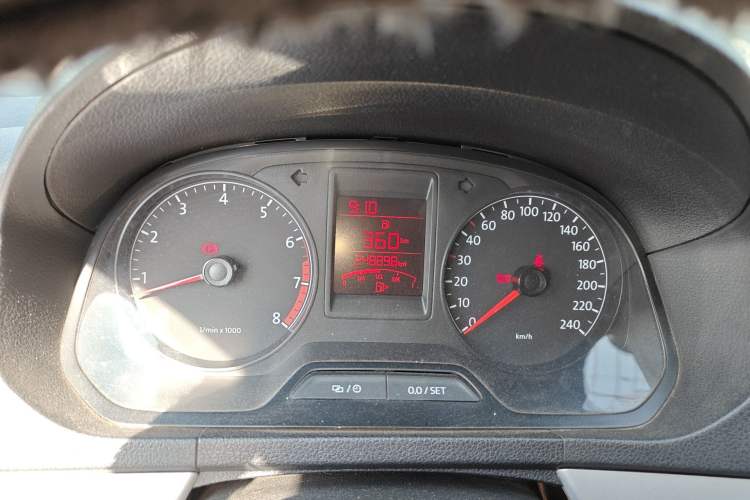 Used Volkswagen Jetta 2013 1.6L Manual Comfort Model Instrument Cluster