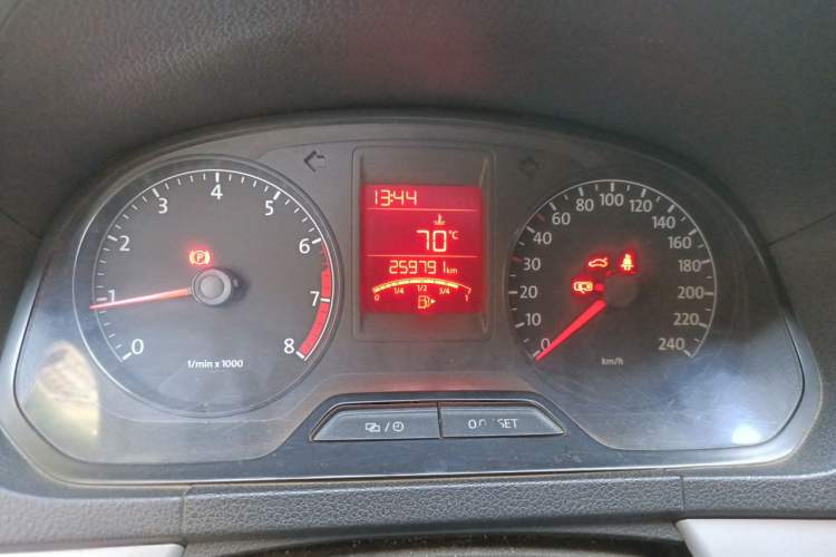 Used Volkswagen Jetta 2013 1.6L Manual Comfort Model Instrument Cluster