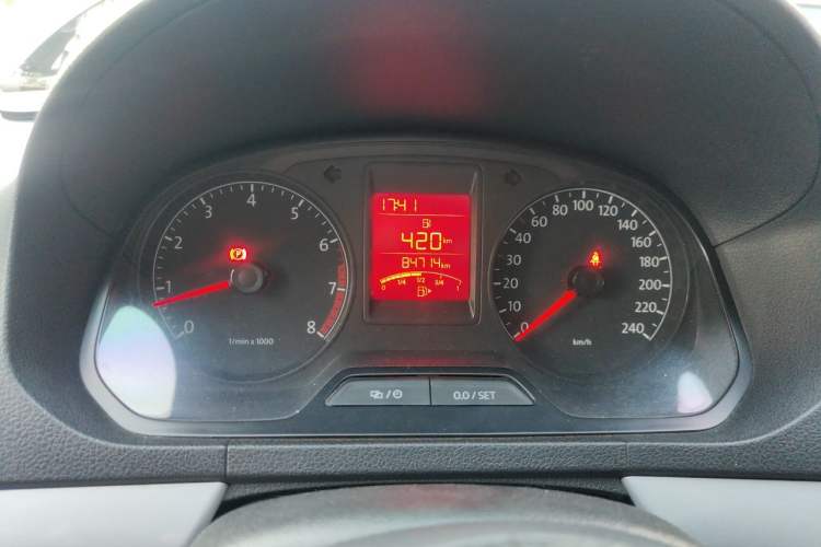 Used Volkswagen Jetta 2013 1.6L Manual Comfort Model Instrument Cluster