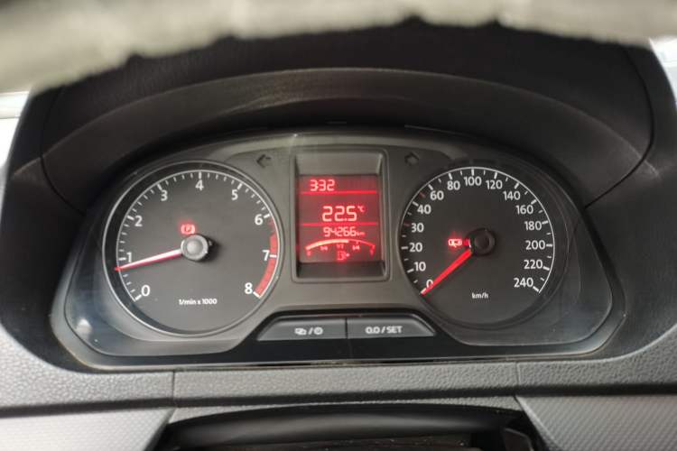 Used Volkswagen Jetta 2013 1.6L Manual Fashion Edition Instrument Cluster