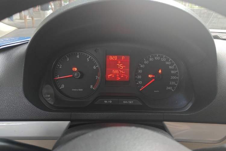 Used Volkswagen Jetta 2013 1.6L Automatic Comfort Model Instrument Cluster