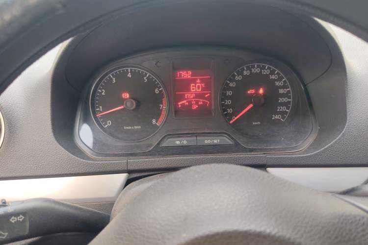Used Volkswagen Jetta 2013 1.6L Manual Comfort Model Instrument Cluster