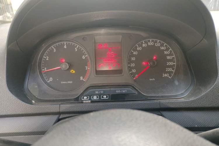Used Volkswagen Jetta 2013 1.6L Manual Fashion Edition Instrument Cluster