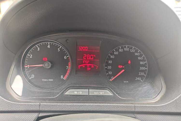Used Volkswagen Jetta 2013 1.6L Manual Fashion Edition Instrument Cluster