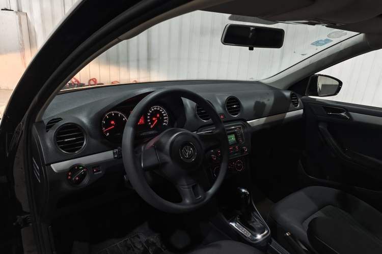 Used Volkswagen Jetta 2013 1.6L Automatic Comfort Model Interior 2