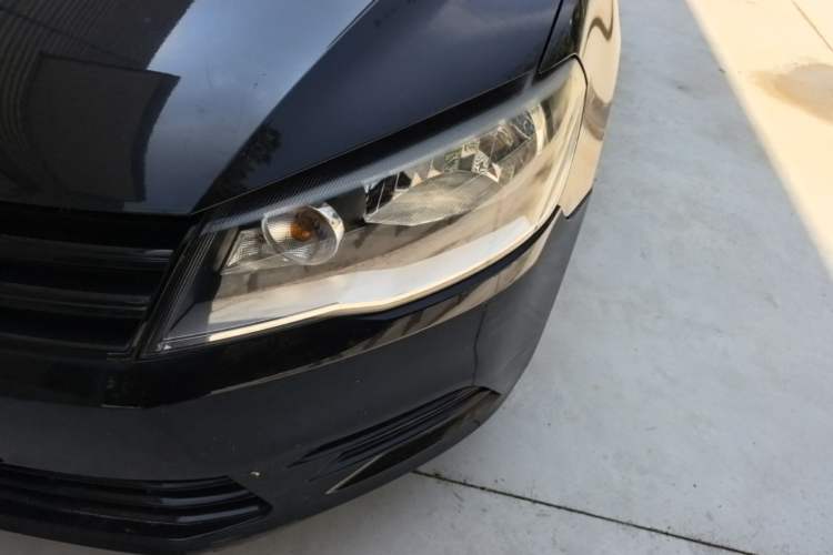 Used Volkswagen Jetta 2013 1.4L Manual Fashion Model Left Front Headlight