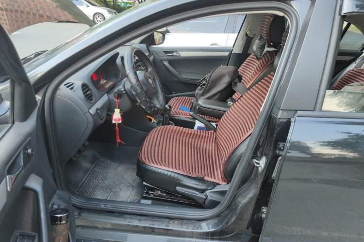 Used Volkswagen Jetta 2013 1.6L Manual Comfort Model Left Front Seat