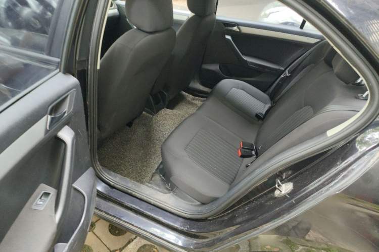 Used Volkswagen Jetta 2013 1.6L Manual Comfort Model Left Rear Seat