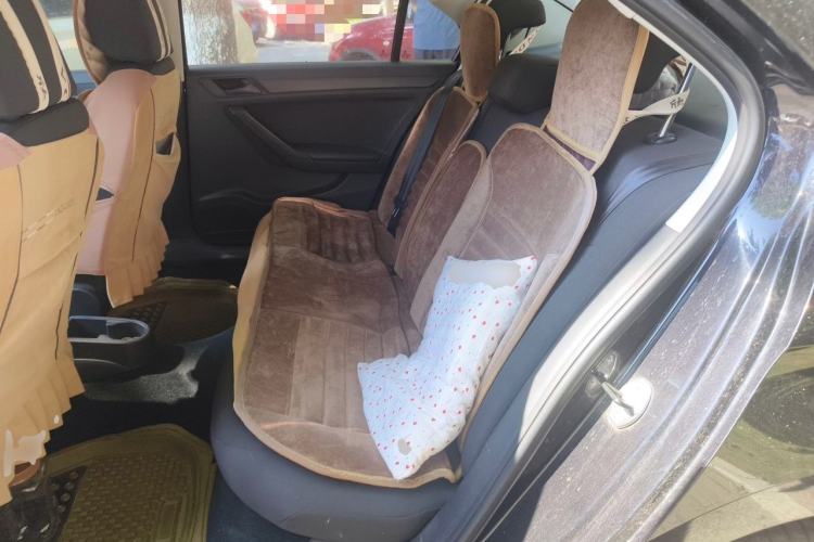 Used Volkswagen Jetta 2013 1.6L Manual Fashion Edition Left Rear Seat