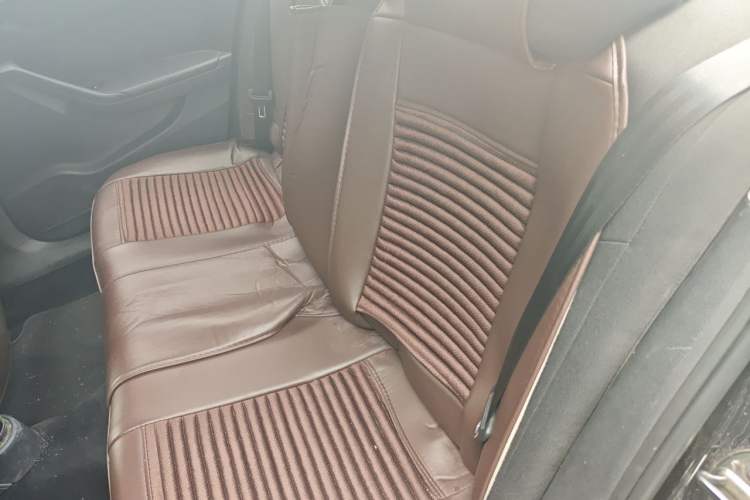 Used Volkswagen Jetta 2013 1.6L Manual Fashion Edition Left Rear Seat