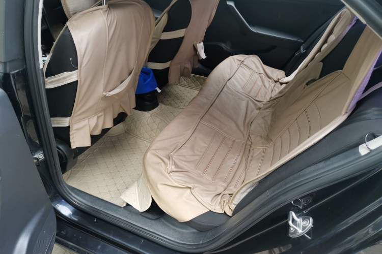 Used Volkswagen Jetta 2013 1.6L Manual Fashion Edition Left Rear Seat