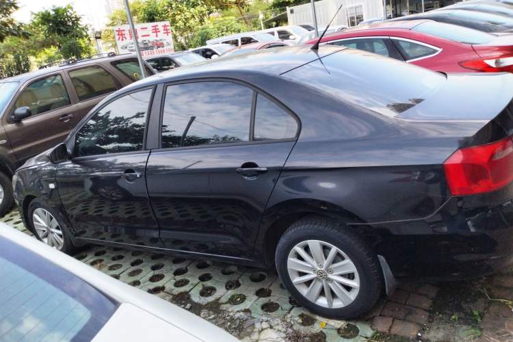 Used Volkswagen Jetta 2013 1.6L Automatic Comfort Model Left Side