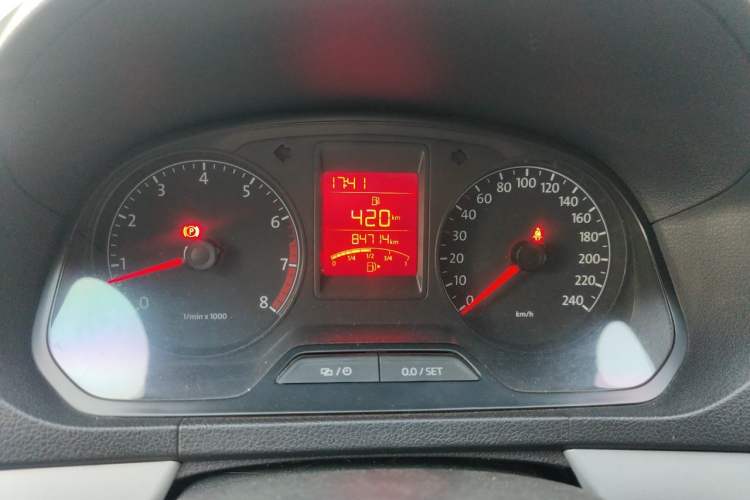 Used Volkswagen Jetta 2013 1.6L Manual Comfort Model Odometer Close Up