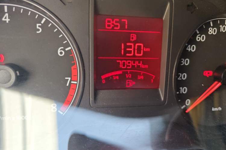 Used Volkswagen Jetta 2013 1.6L Manual Comfort Model Odometer Close Up